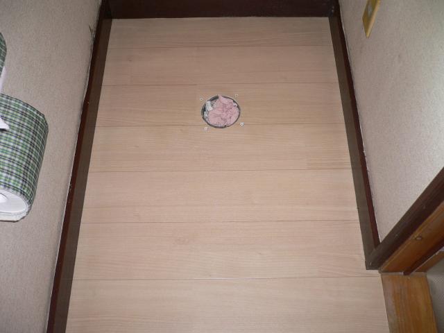 栃木小山 トイレ取り外し後